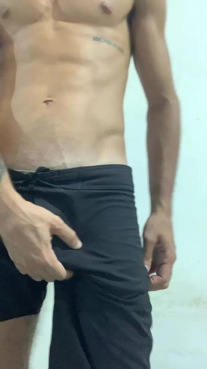 Aureo021 on Cam4 