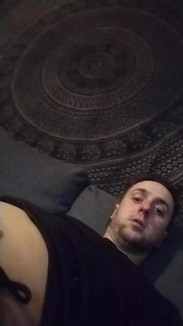 Bambite38 on Cam4 