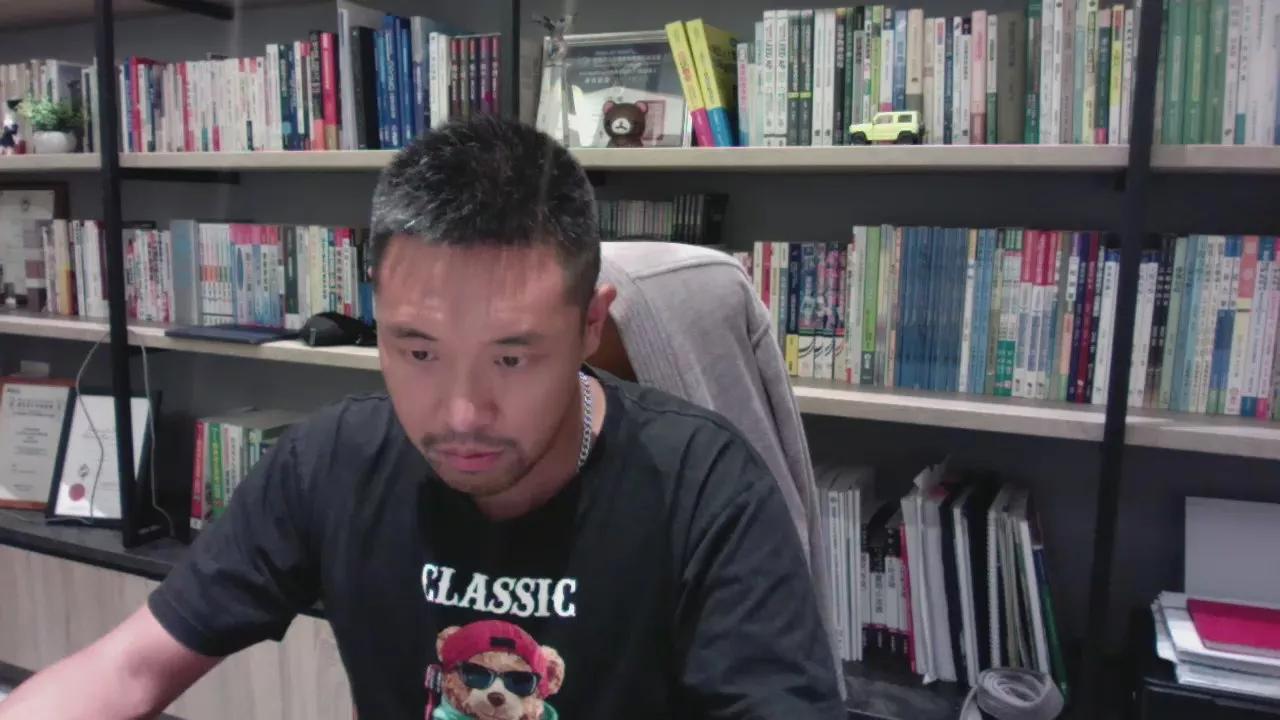 bearhan1 on Cam4 