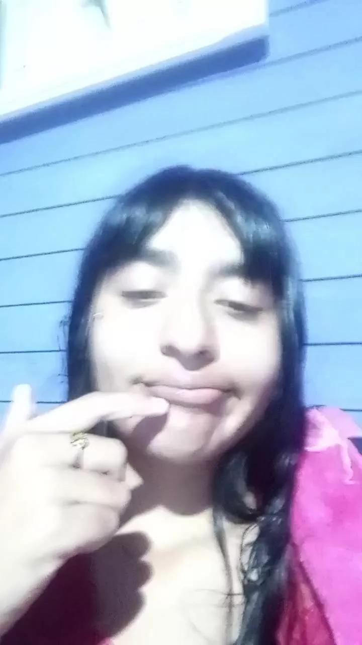 Bebecam2002 on Cam4 