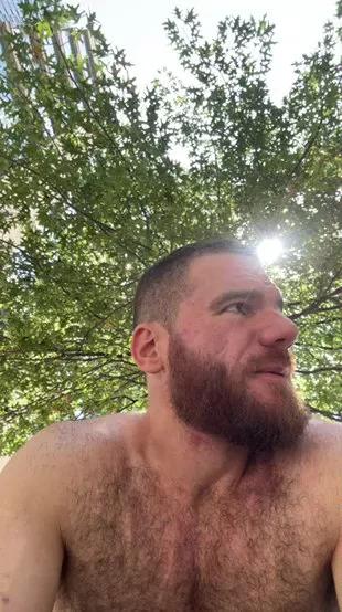 Bighairytopping on Cam4 