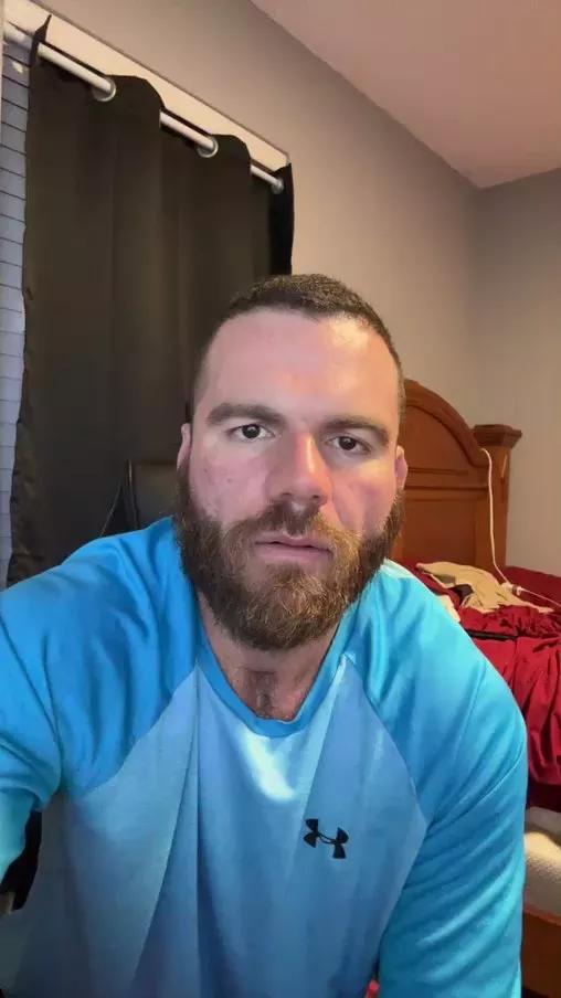 Bighairytopping on Cam4 