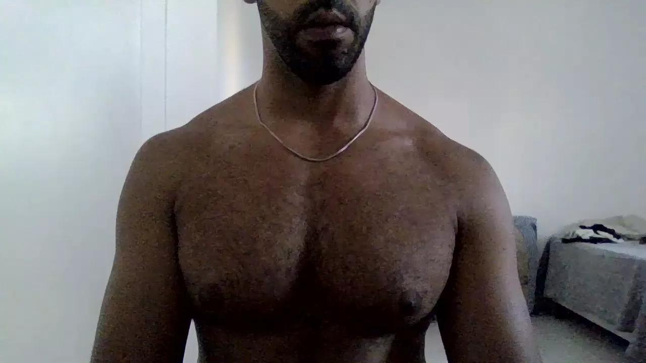 biglatincock4uu on Cam4 
