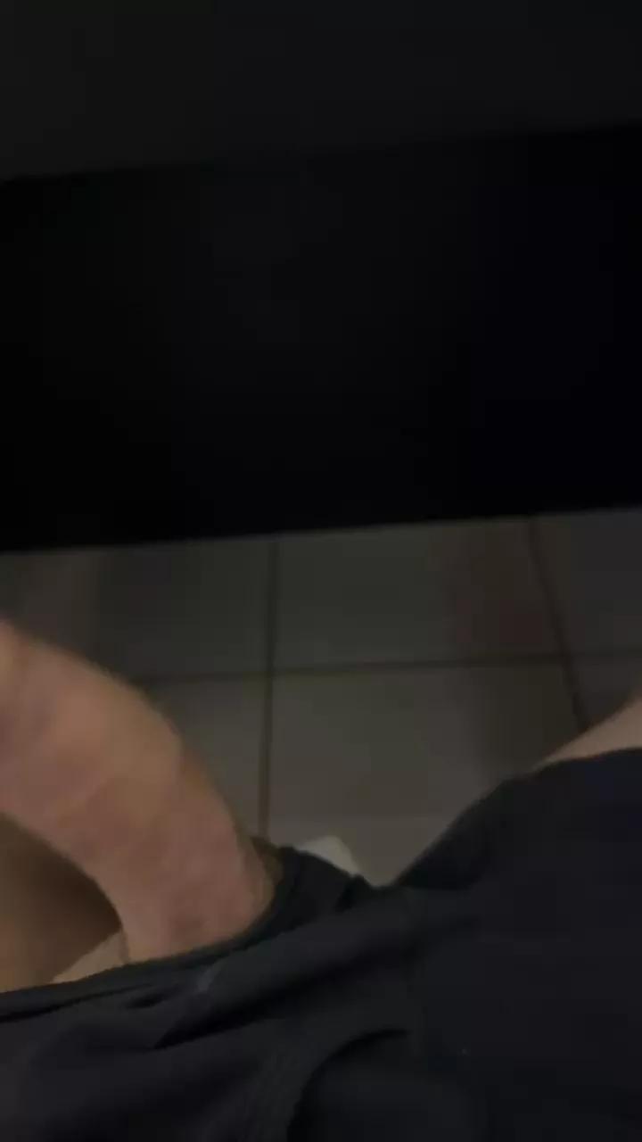 Boy30br on Cam4 