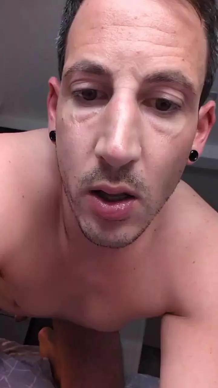 BoyStute90 on Cam4 