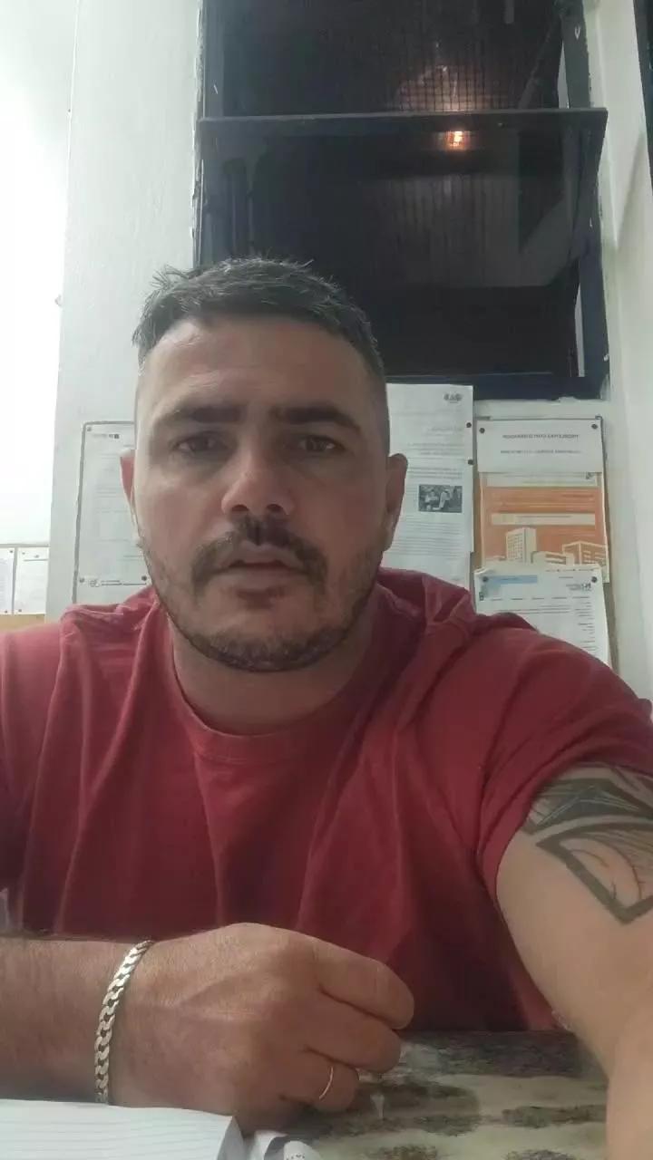 BraddBoyOz on Cam4 