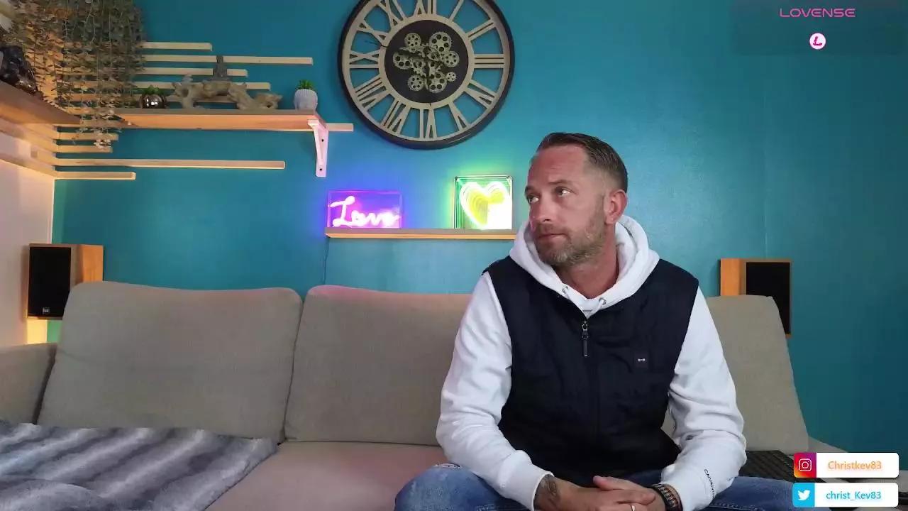 braqueuemar on Cam4 