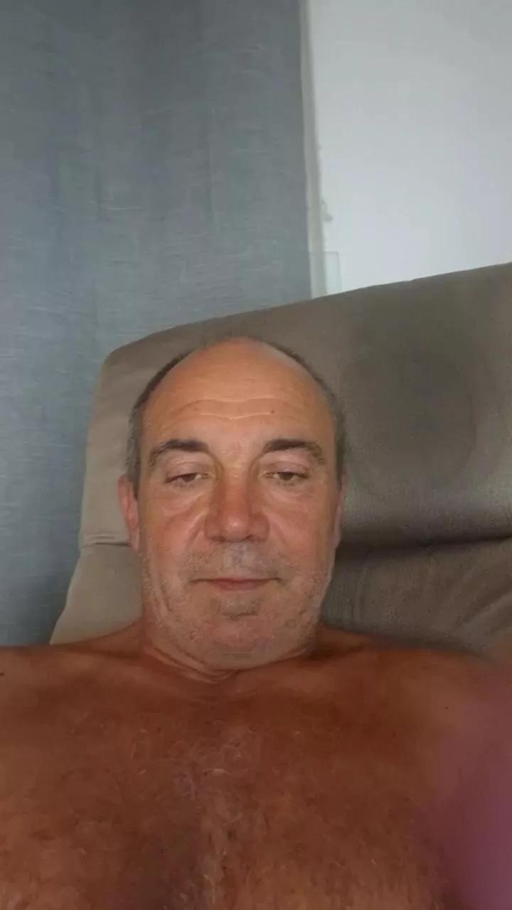 Bunner72 on Cam4 