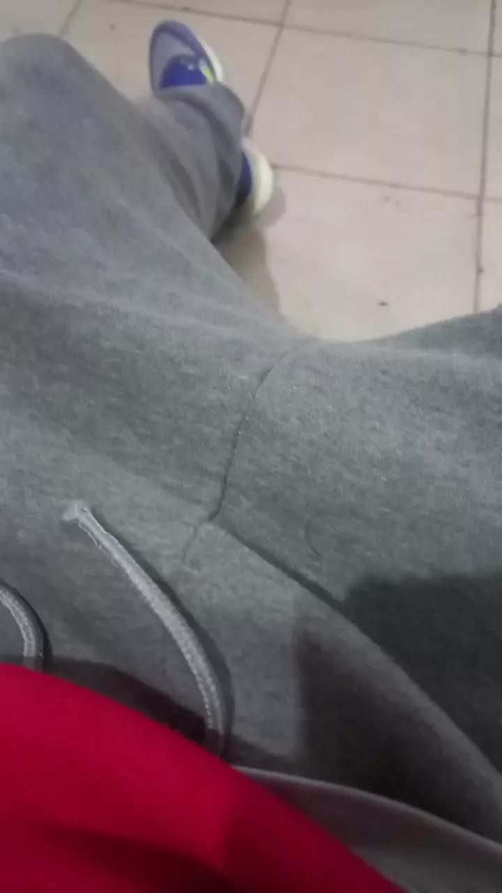 Burroloco69 on Cam4 