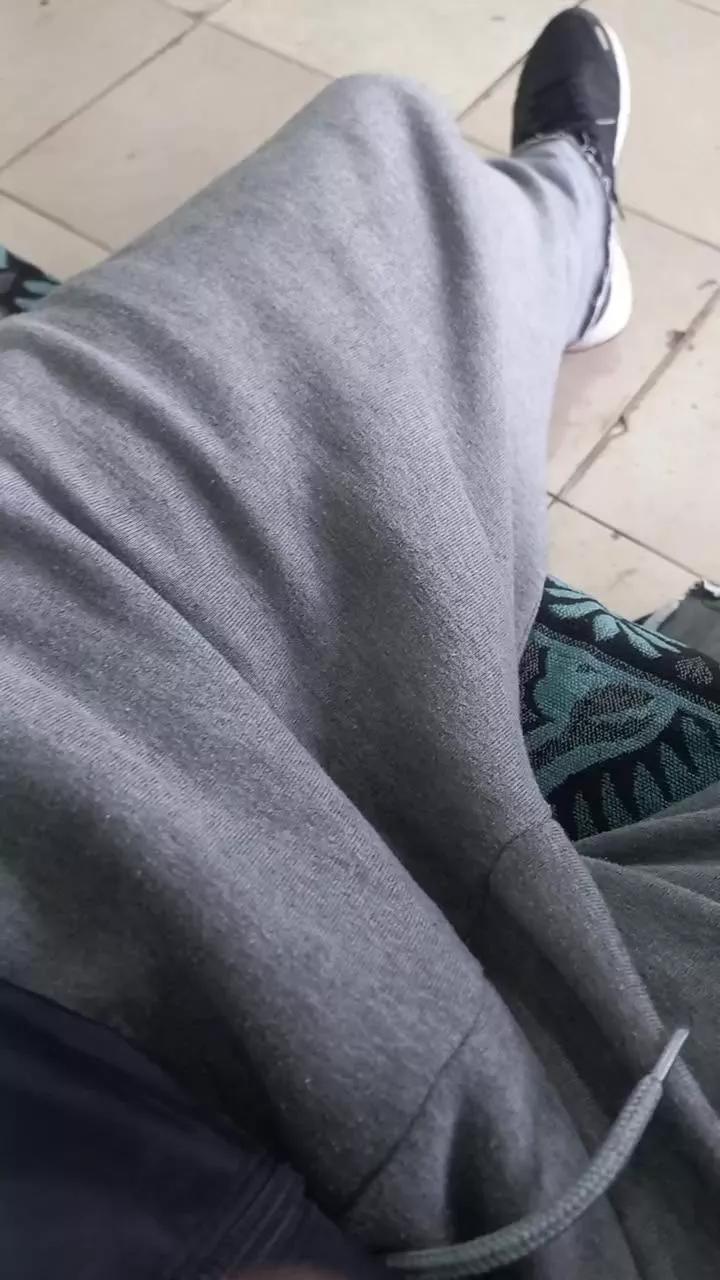 Burroloco69 on Cam4 