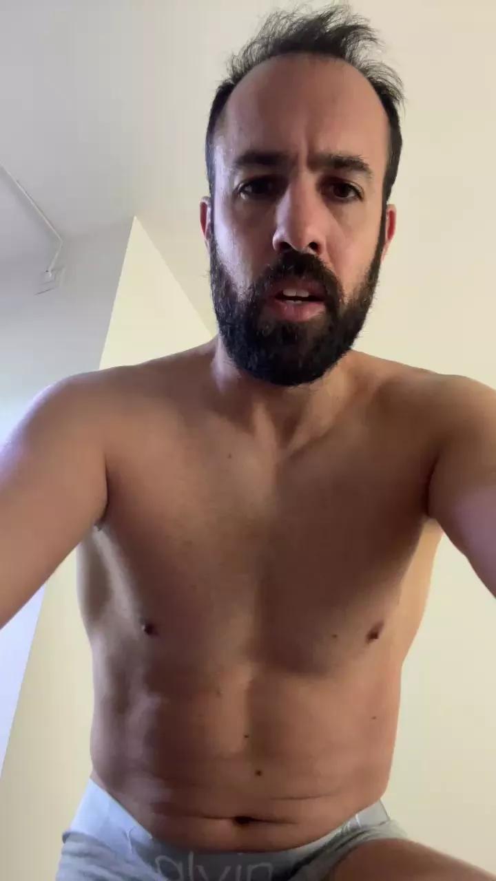 Caballero77777 on Cam4 