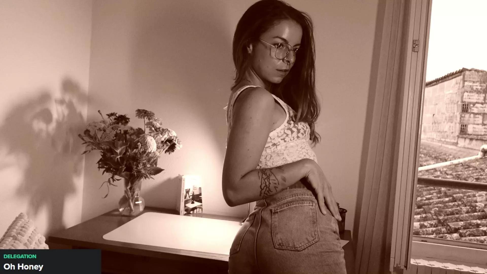 Calliope_ on Cam4 