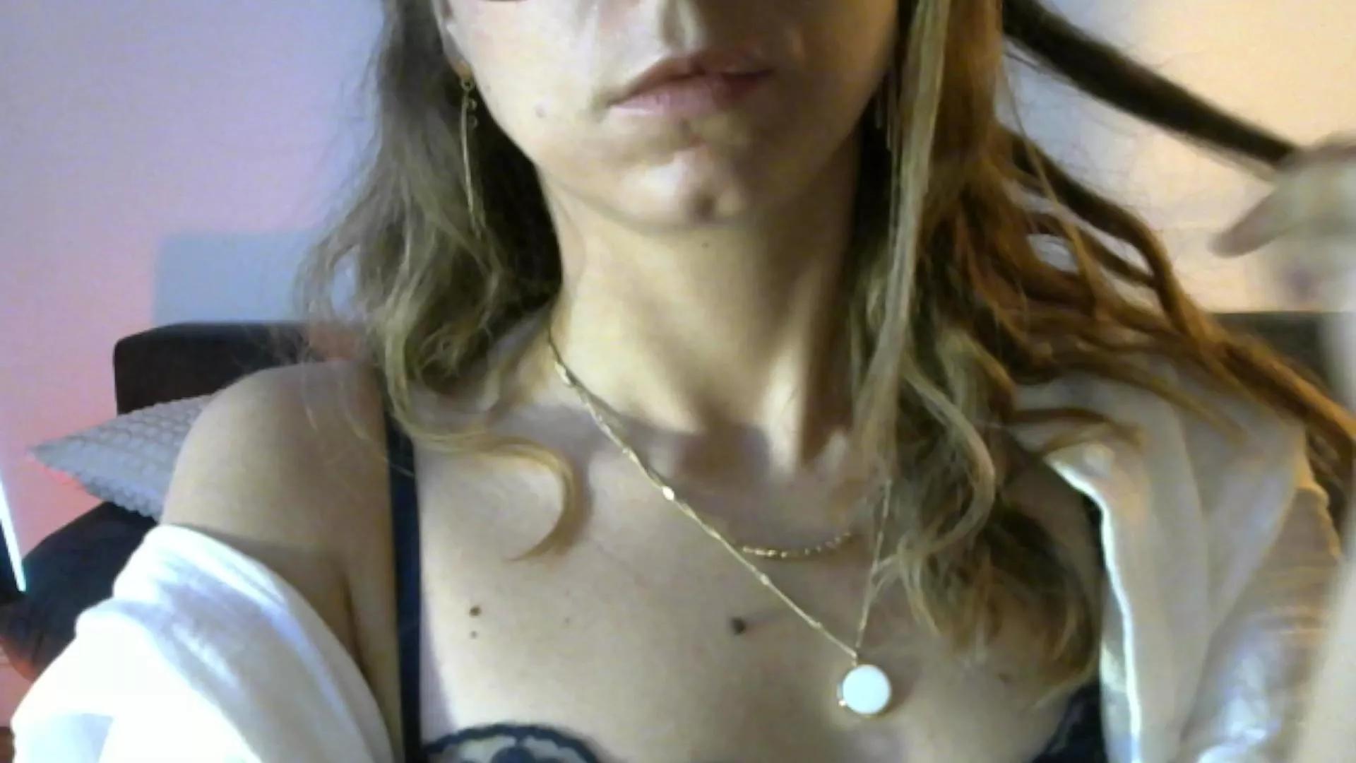 Calliope_ on Cam4 