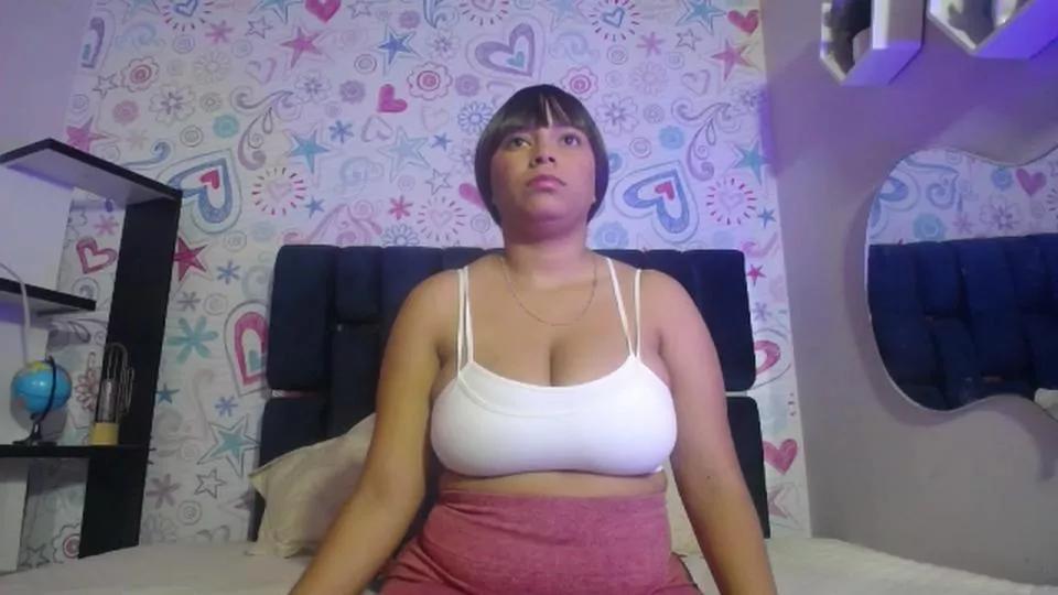 CAMILA_ROUS on Cam4 