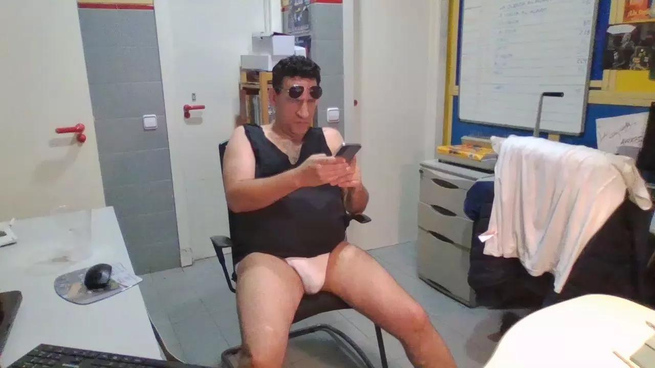 Camionmadrid on Cam4 