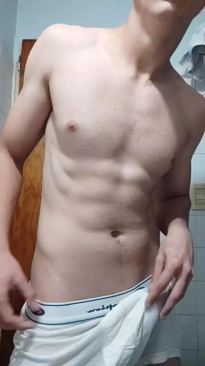 Cannabunker1 on Cam4 