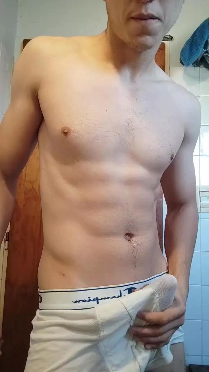 Cannabunker1 on Cam4 