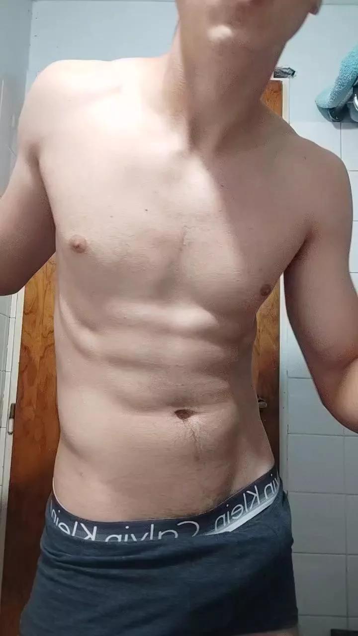 Cannabunker1 on Cam4 