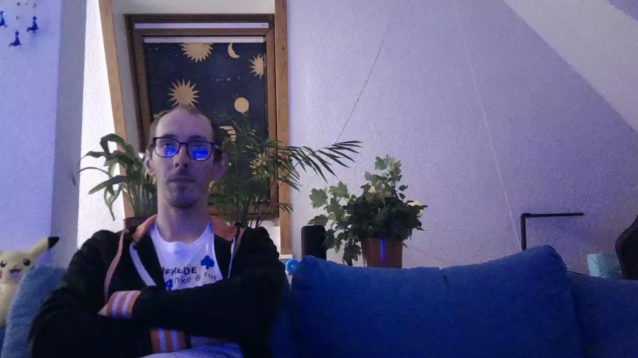 Casper_1988 on Cam4 