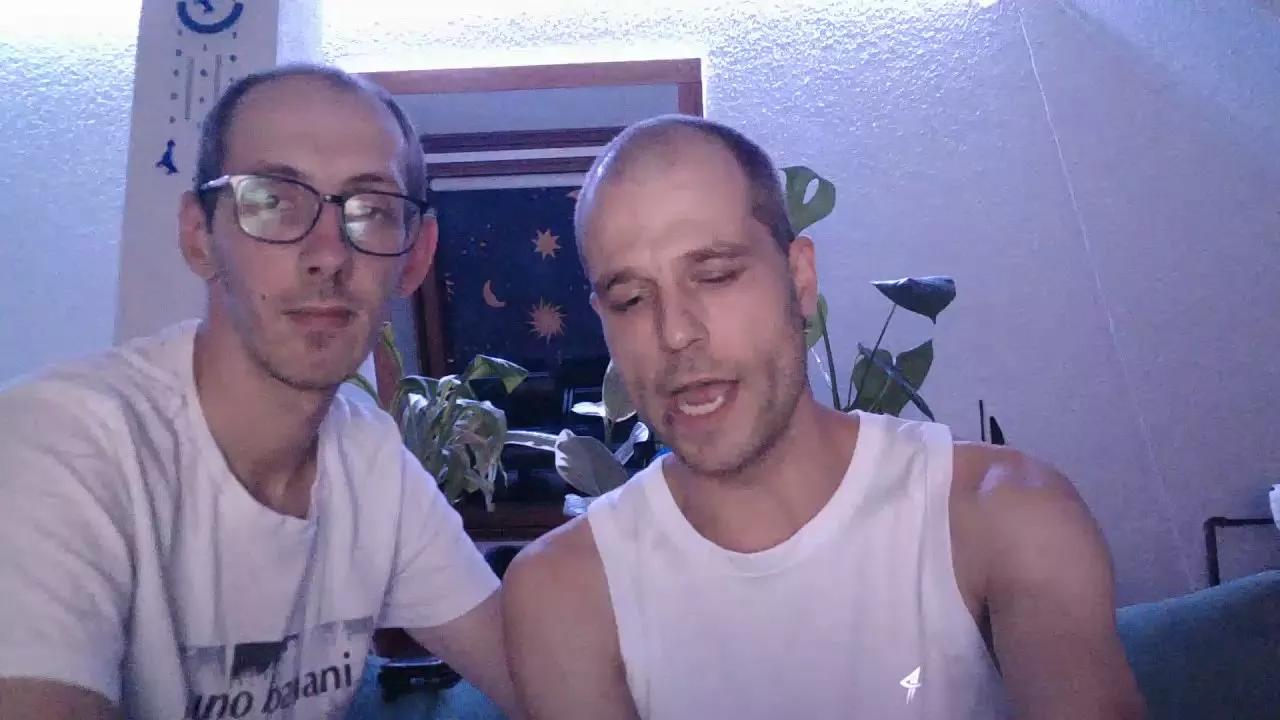Casper_1988 on Cam4 