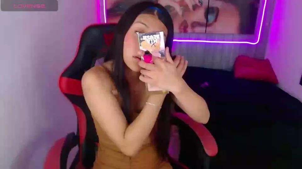 catalehia_milk on Cam4 