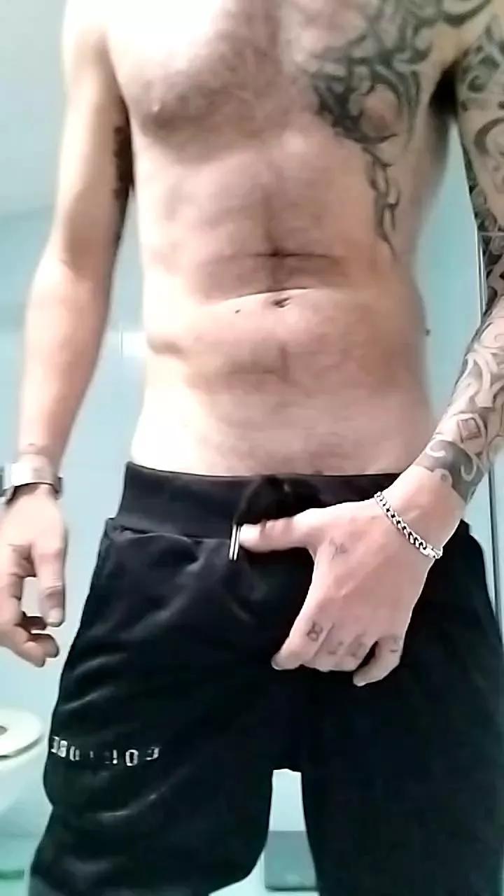 Caxx9donne on Cam4 