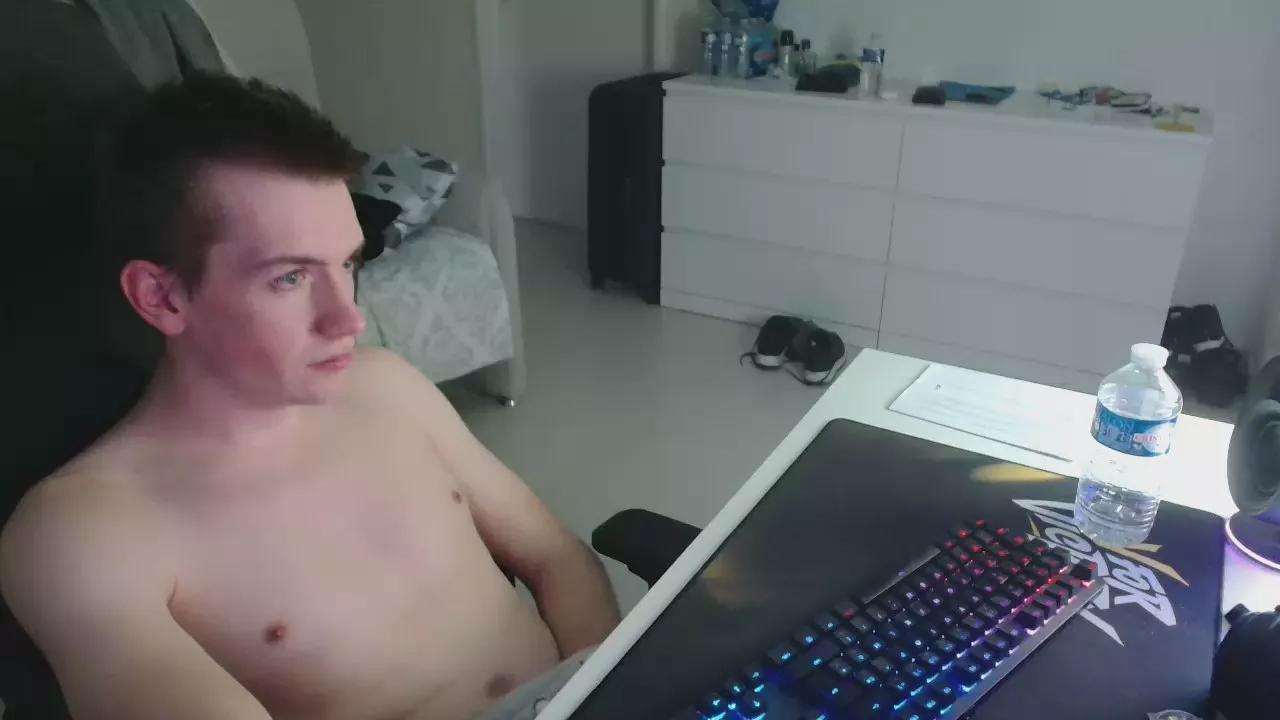 Cedric_bwc on Cam4 