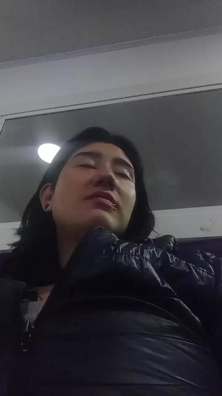 Cerecita02 on Cam4 