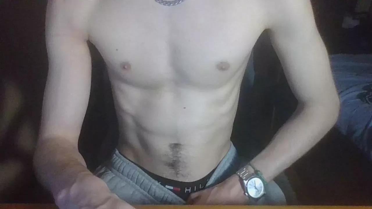 chavalgym21 on Cam4 