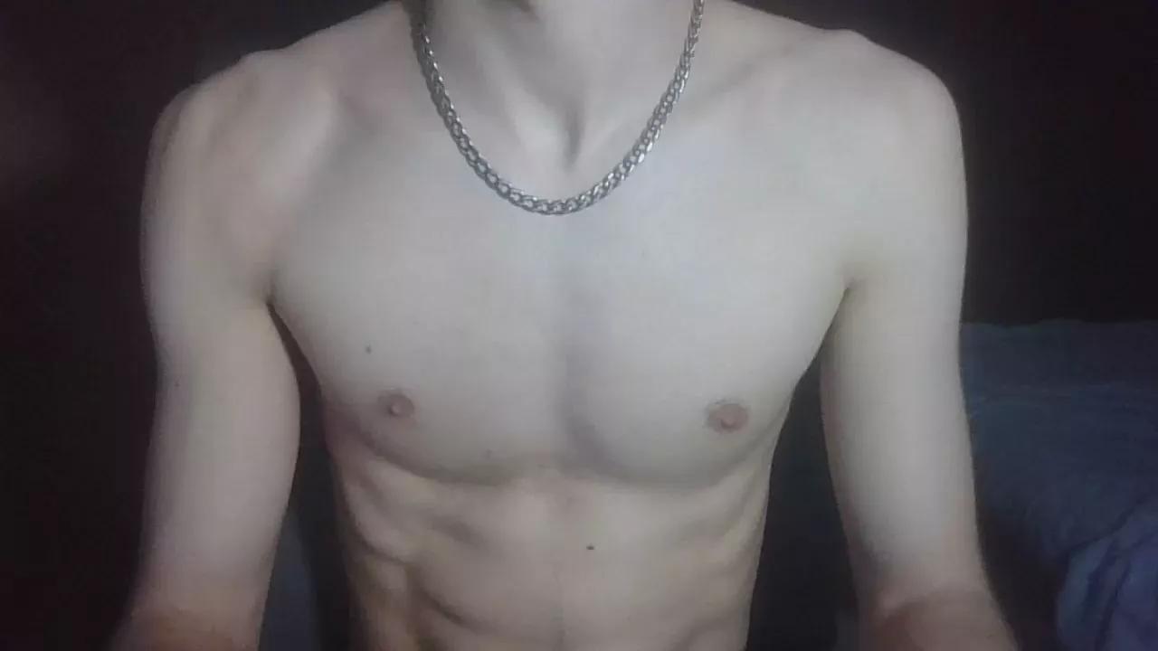 chavalgym21 on Cam4 