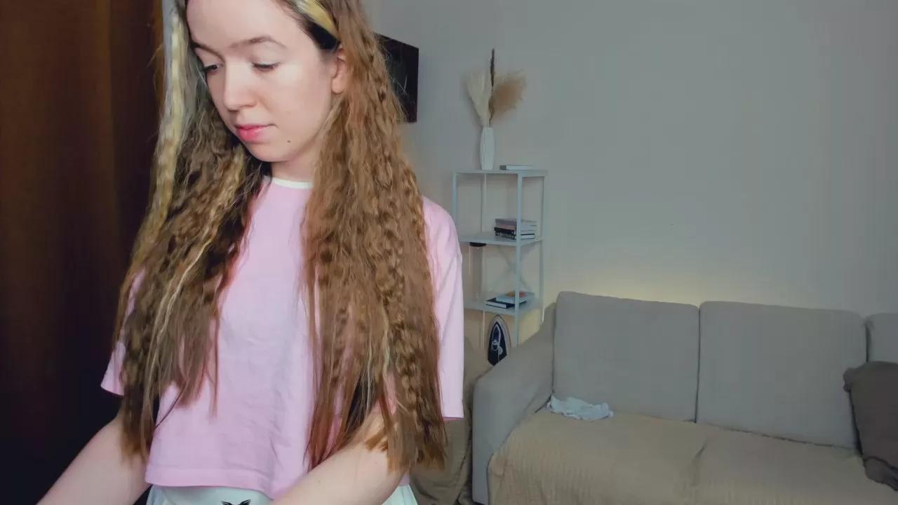 ChelseaDowntonv on Cam4 