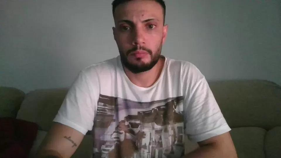 Chico_30gr on Cam4 