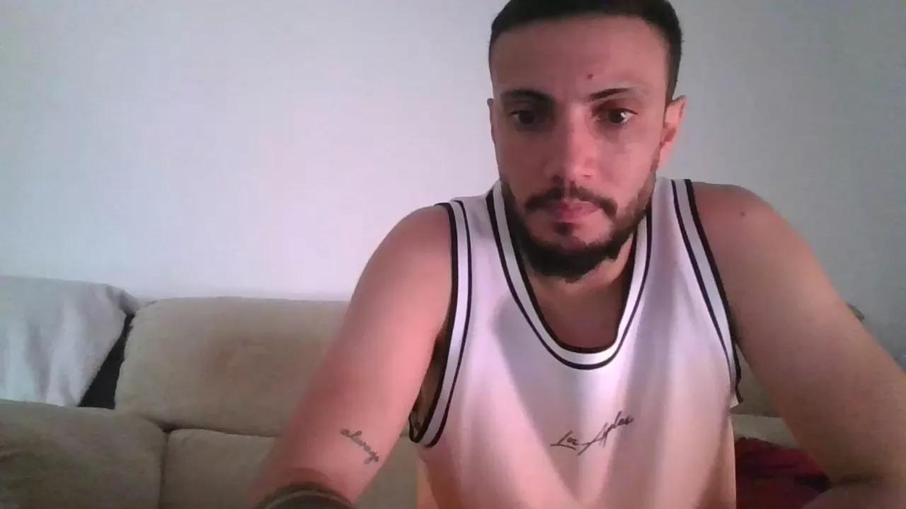 Chico_30gr on Cam4 