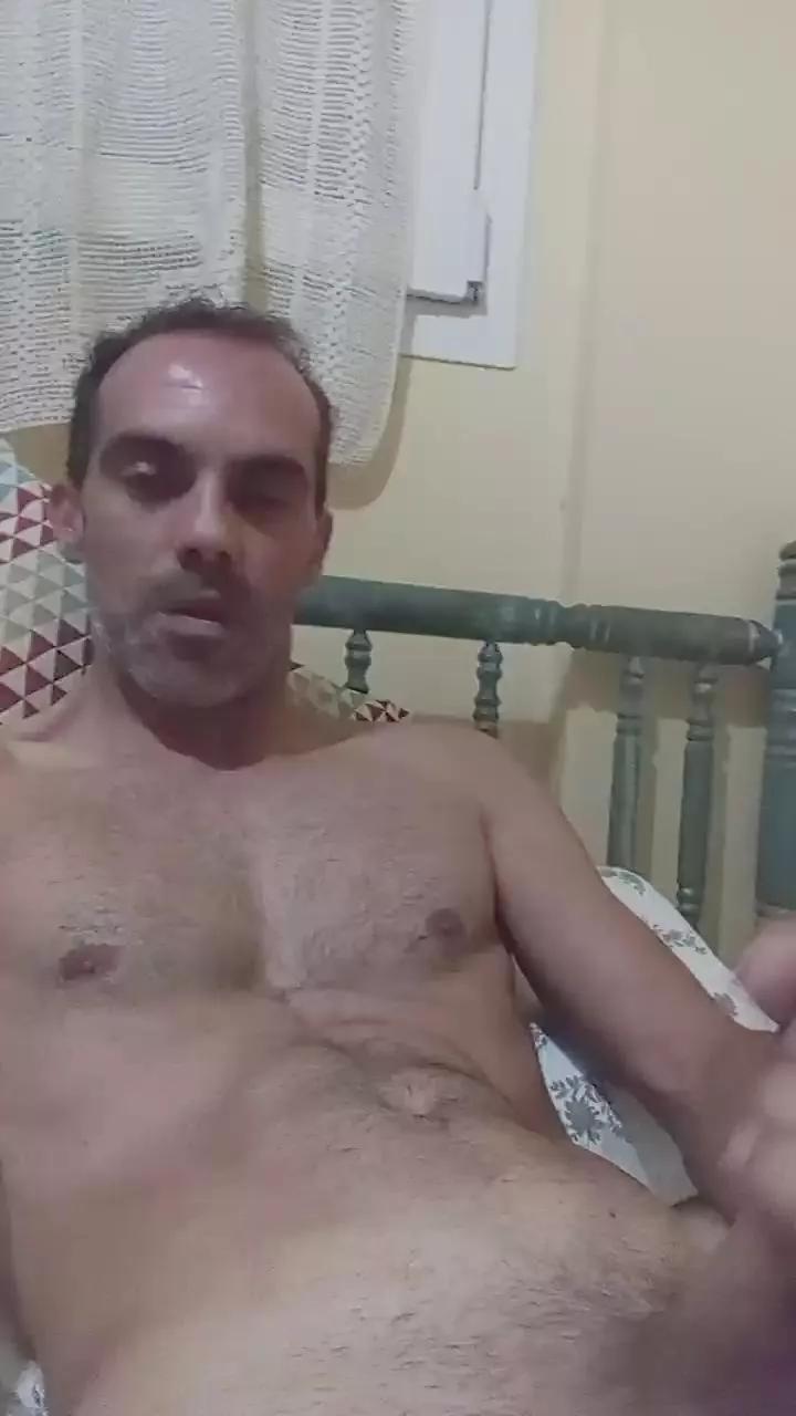 Chicoatrevido1 on Cam4 