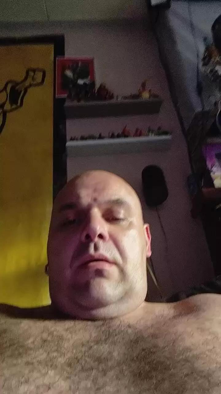 chubbyissy38 on Cam4 