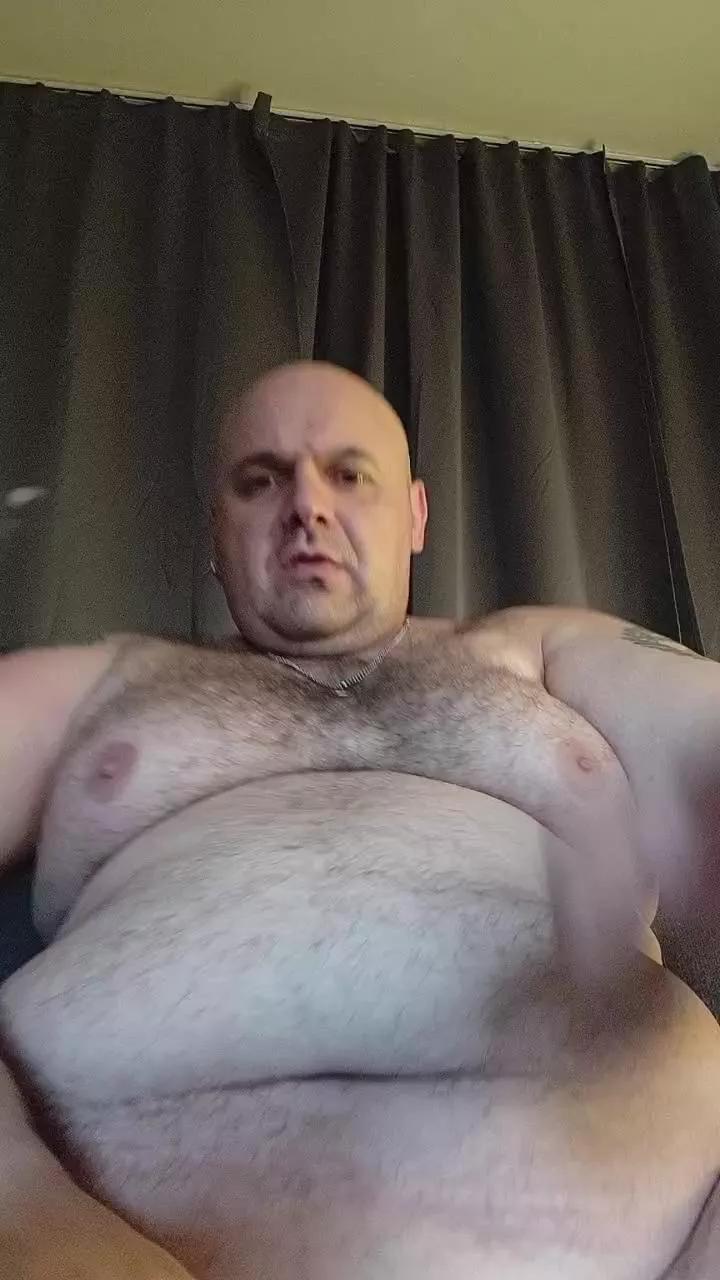 chubbyissy38 on Cam4 