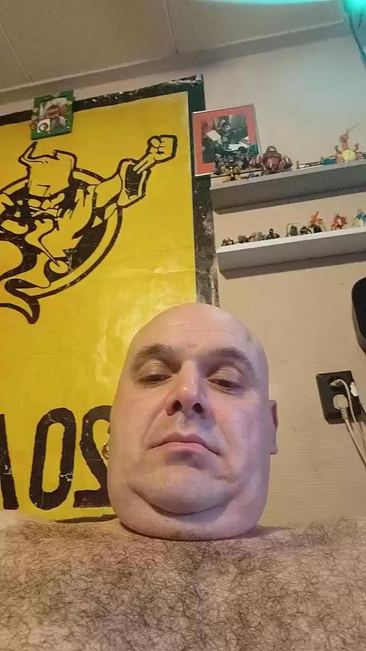 chubbyissy38 on Cam4 