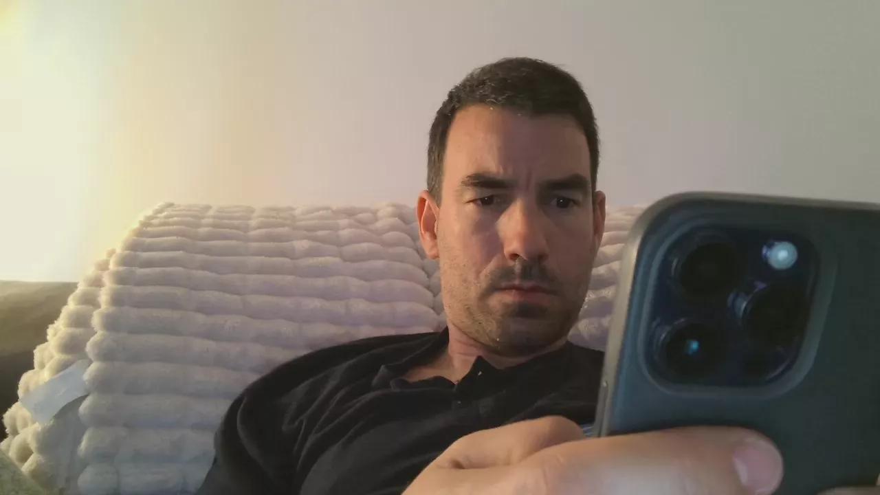Coheteer on Cam4 