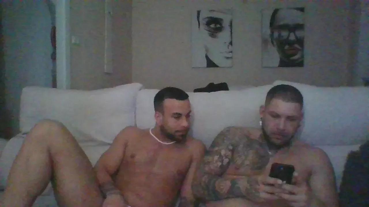 CoupleLord on Cam4 
