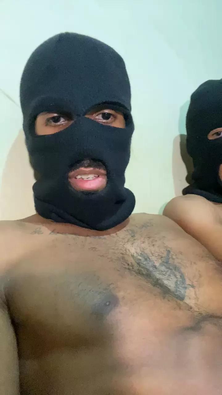 CriasNinjas on Cam4 