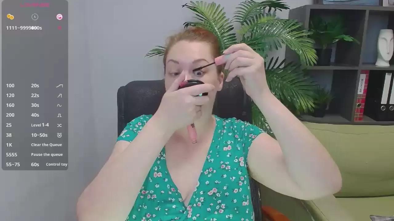 CutieGinger on Cam4 