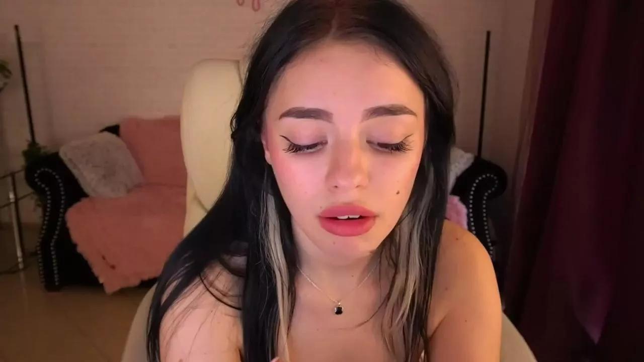 DainyClowless on Cam4 