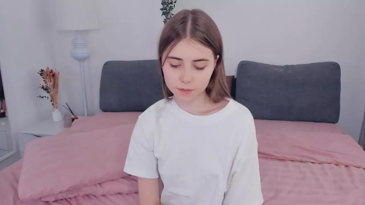 DaisyHey on Cam4 