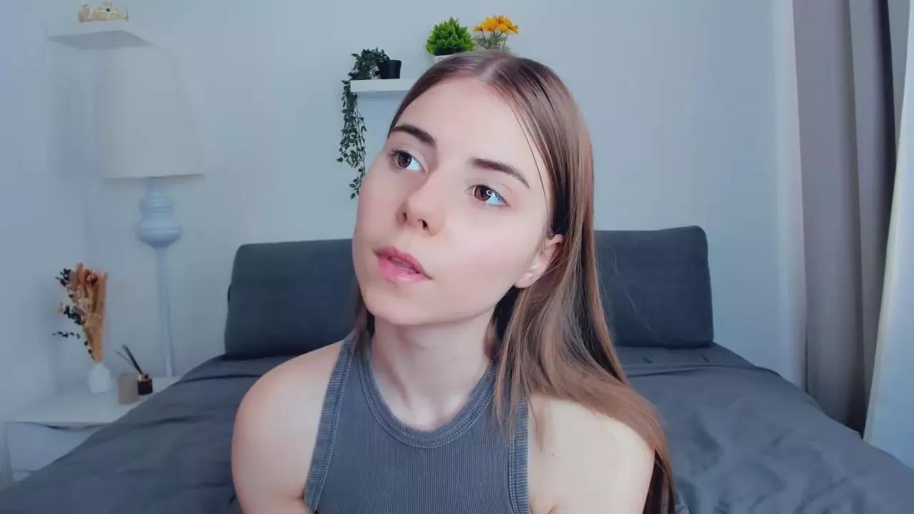 DaisyHey on Cam4 