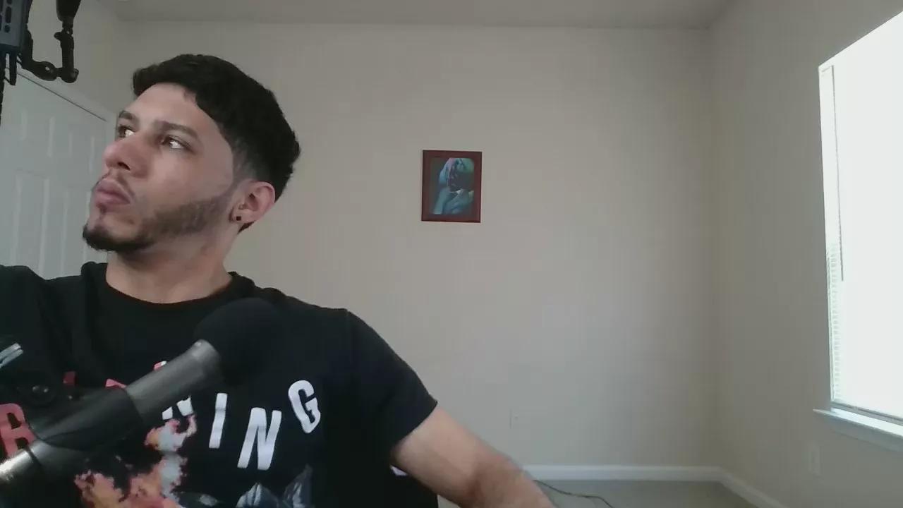 DamnKevin on Cam4 