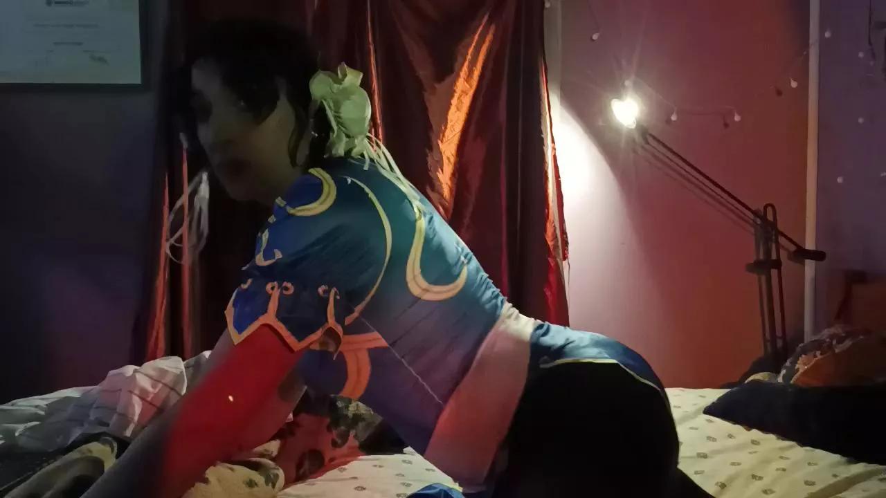 DaniTama on Cam4 