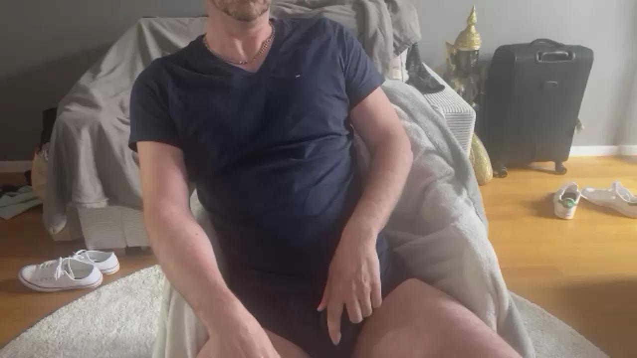 dauer_hot on Cam4 