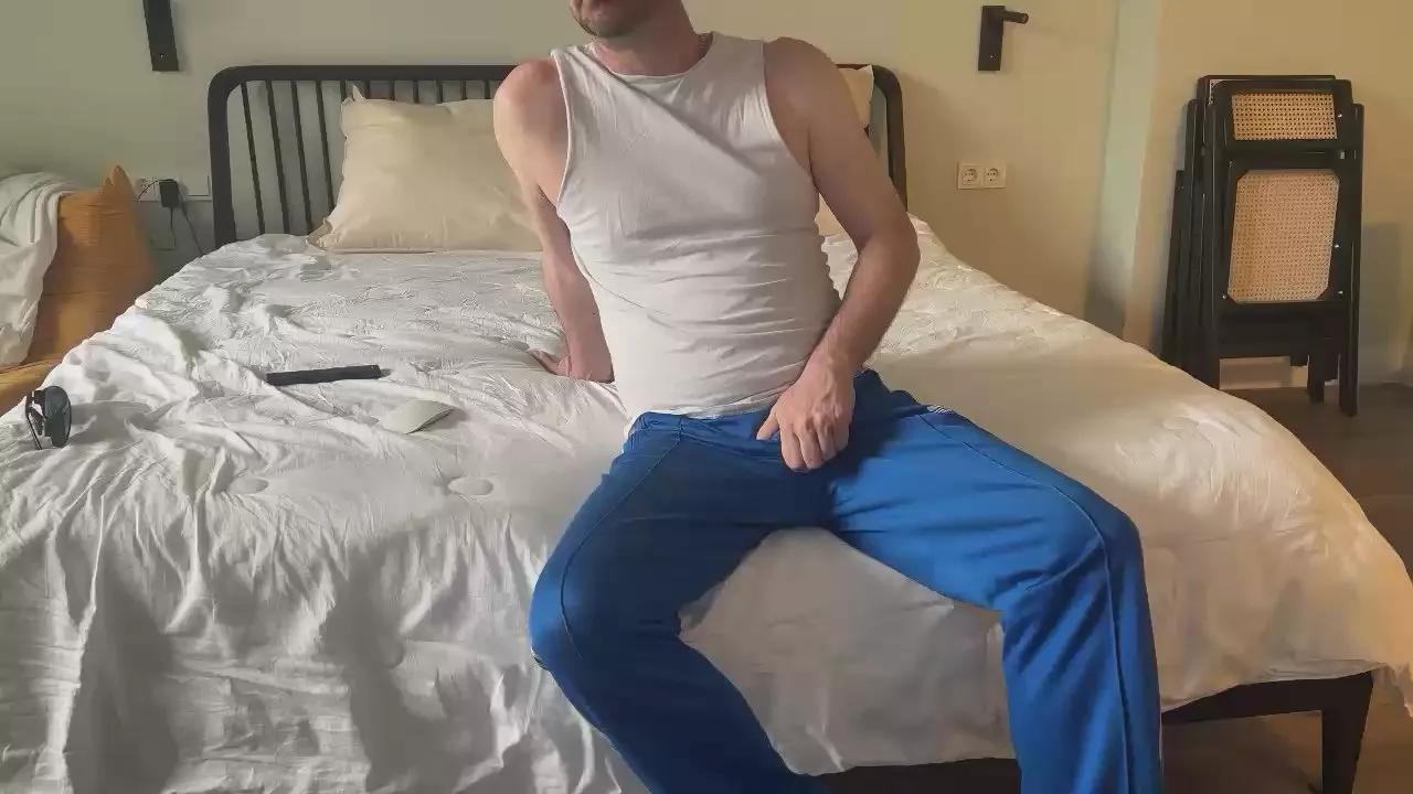 dauer_hot on Cam4 
