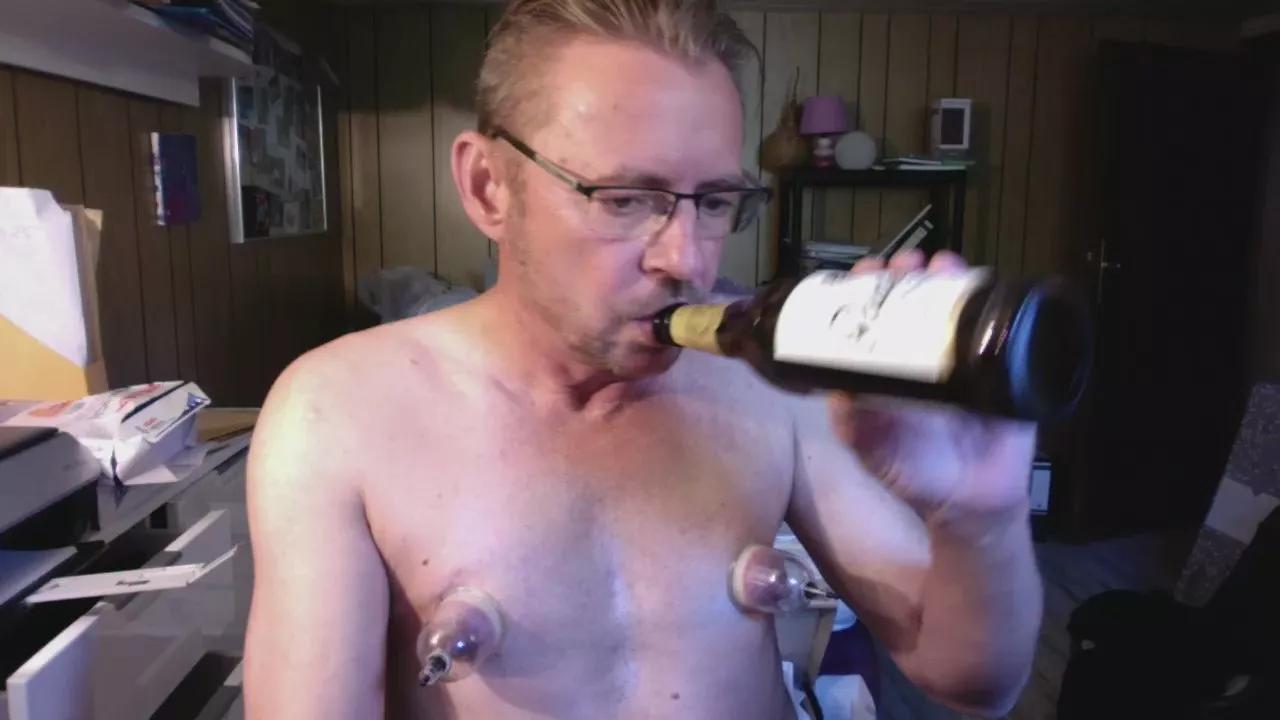 DaveBraun on Cam4 