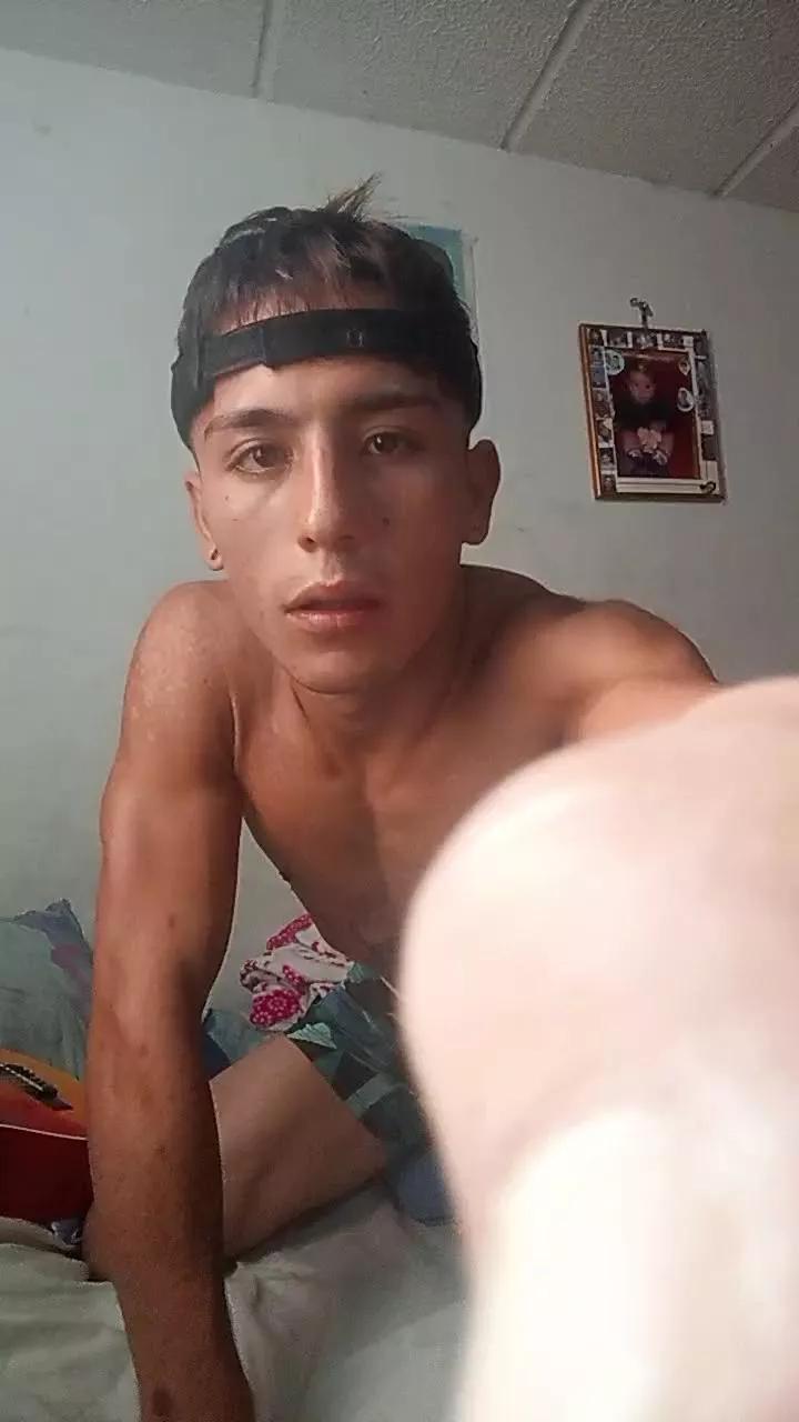 daven_hopperr on Cam4 
